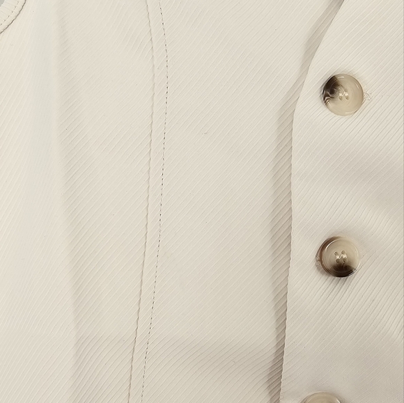 NWT Pretty Little Thing Cream Ribbed  Vest - Picture 6 of 6